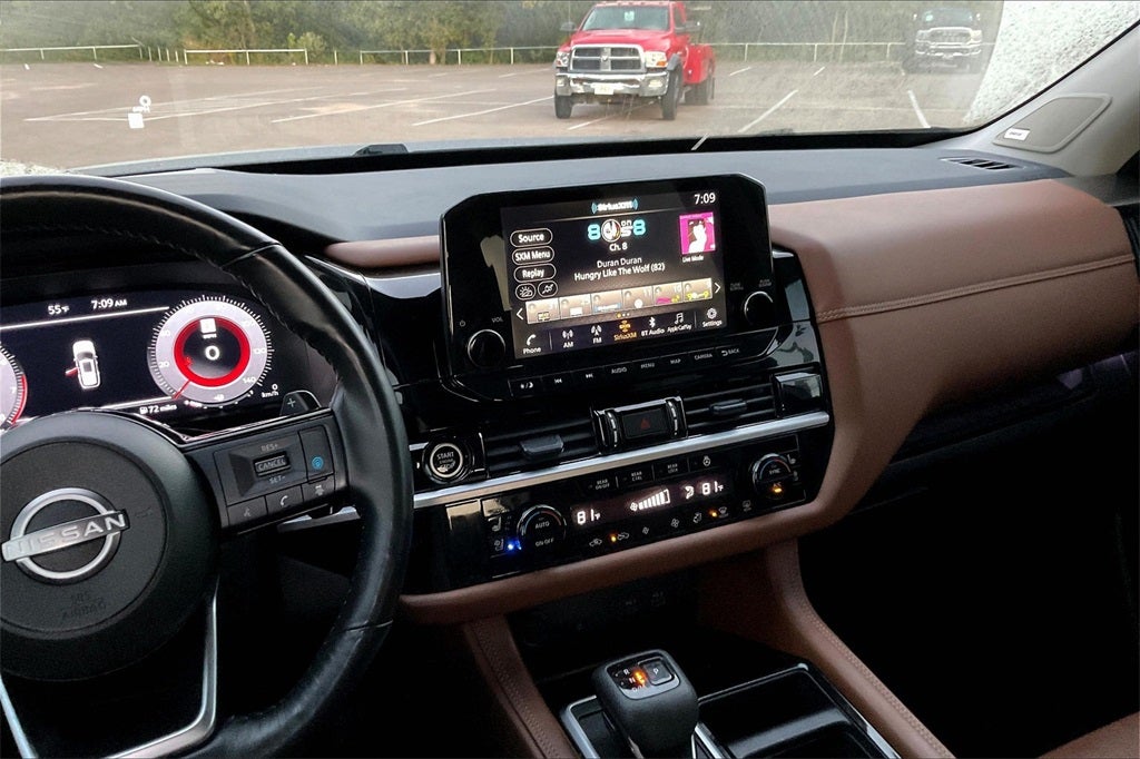 2024 Nissan Pathfinder Platinum