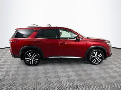 2024 Nissan Pathfinder Platinum