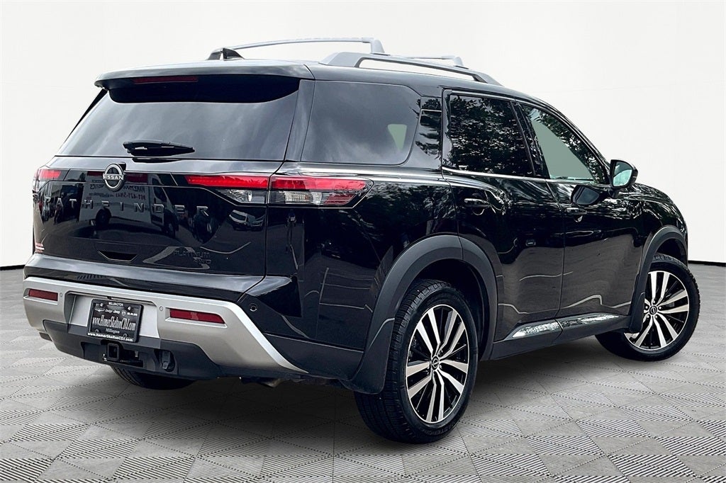 2024 Nissan Pathfinder Platinum
