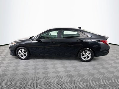 2021 Hyundai Elantra SE