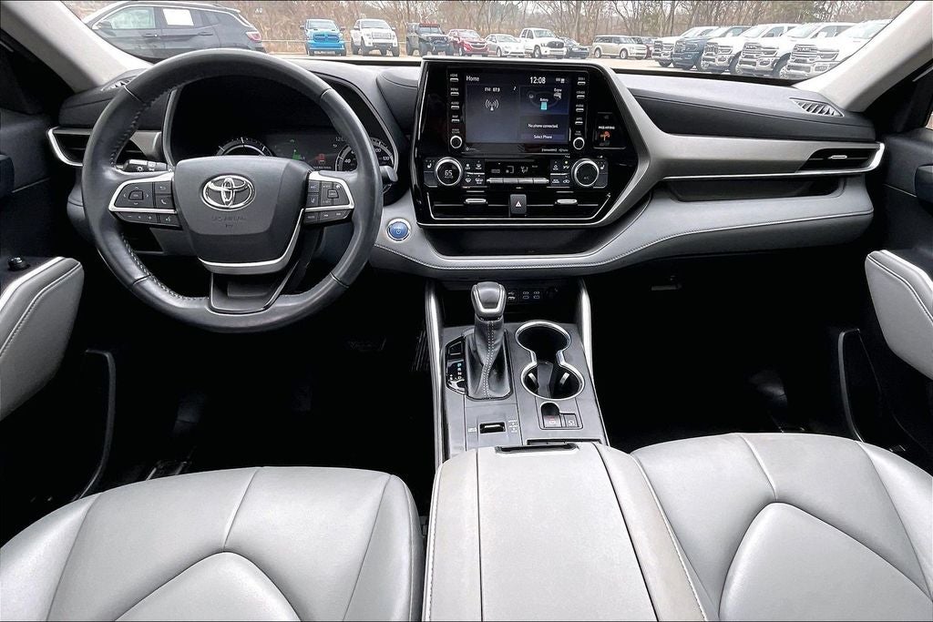 2022 Toyota Highlander Hybrid XLE