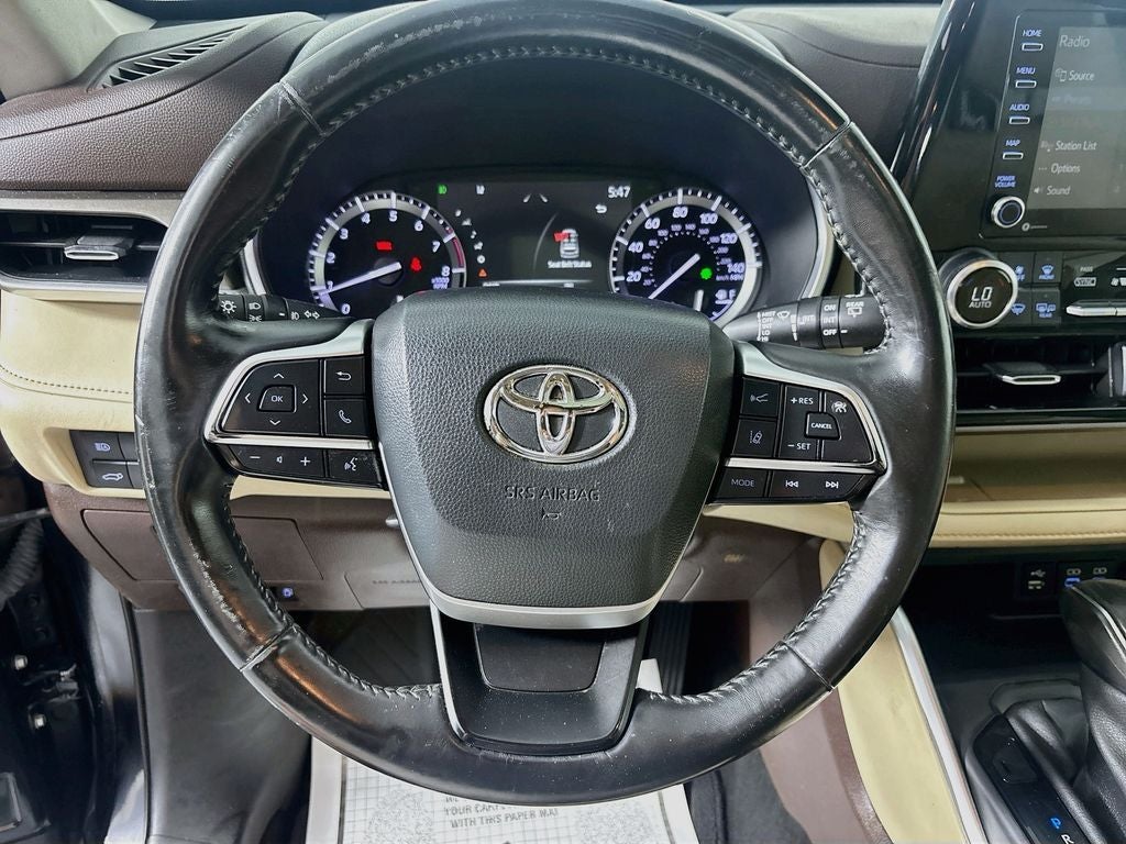 2022 Toyota Highlander XLE
