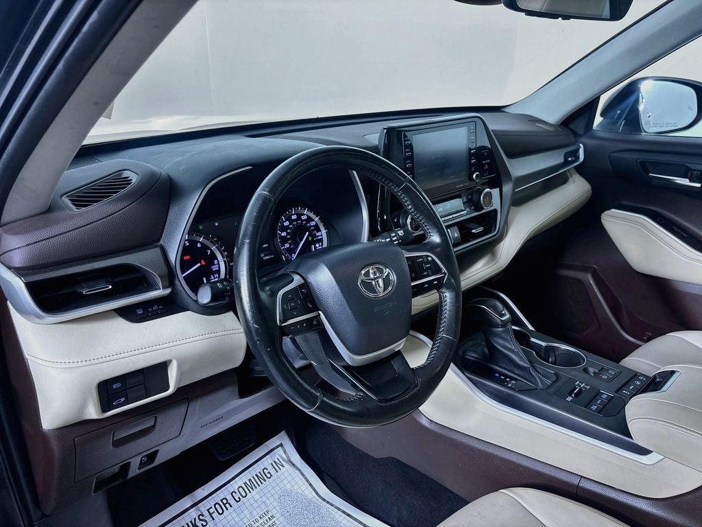 2022 Toyota Highlander XLE