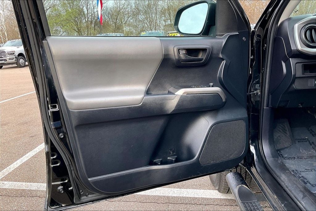 2018 Toyota Tacoma SR5 V6