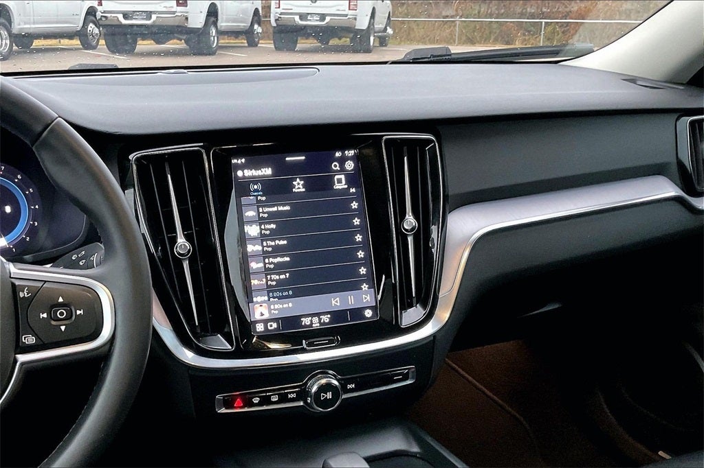 2024 Volvo S60 B5 Core Dark Theme