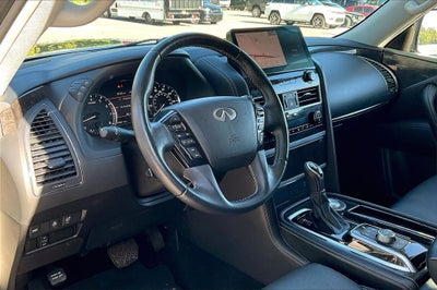 2024 INFINITI QX80 LUXE