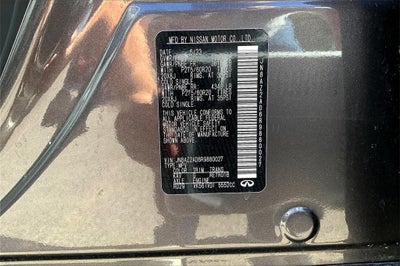 2024 INFINITI QX80 LUXE