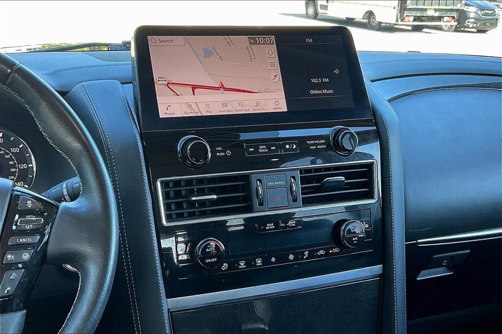 2024 INFINITI QX80 LUXE