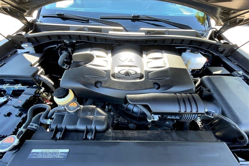 2024 INFINITI QX80 LUXE