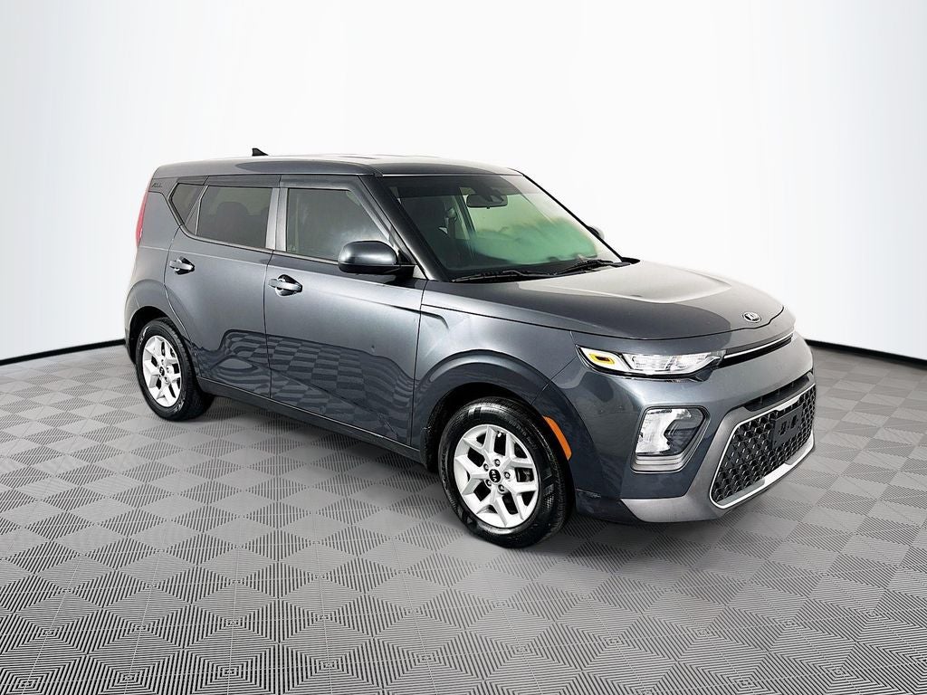 2020 Kia Soul 2.0L S IVT's photo