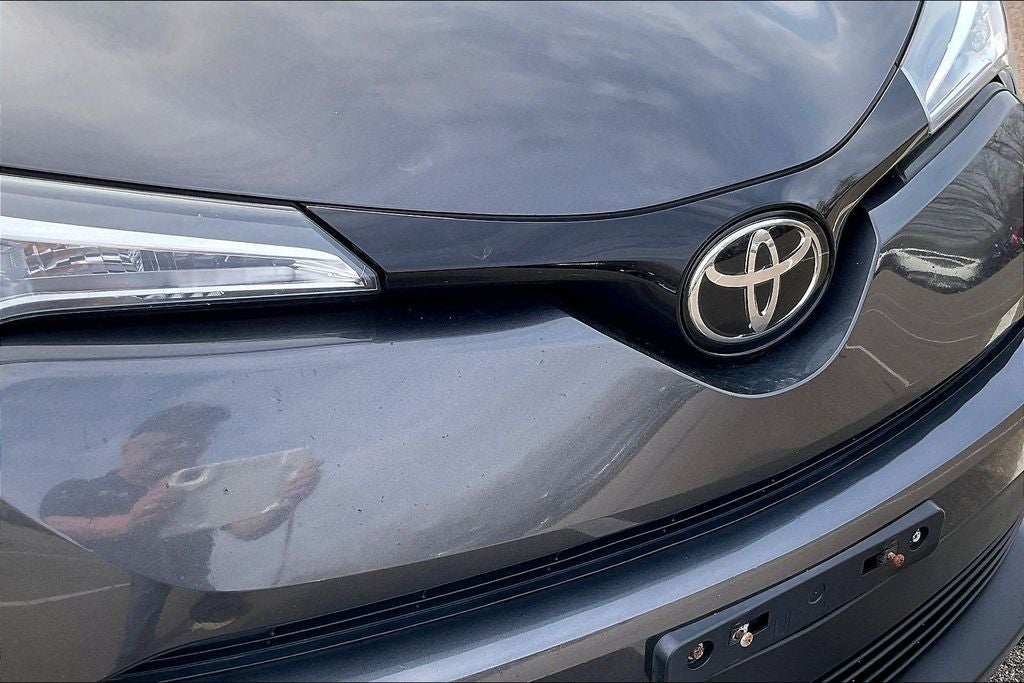 2019 Toyota C-HR XLE