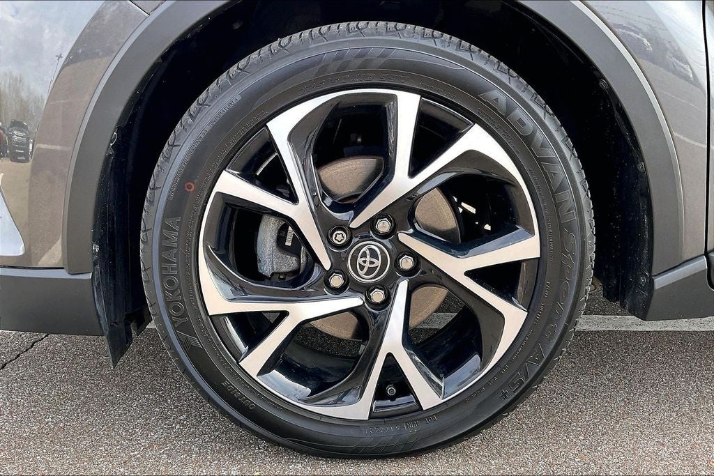 2019 Toyota C-HR XLE