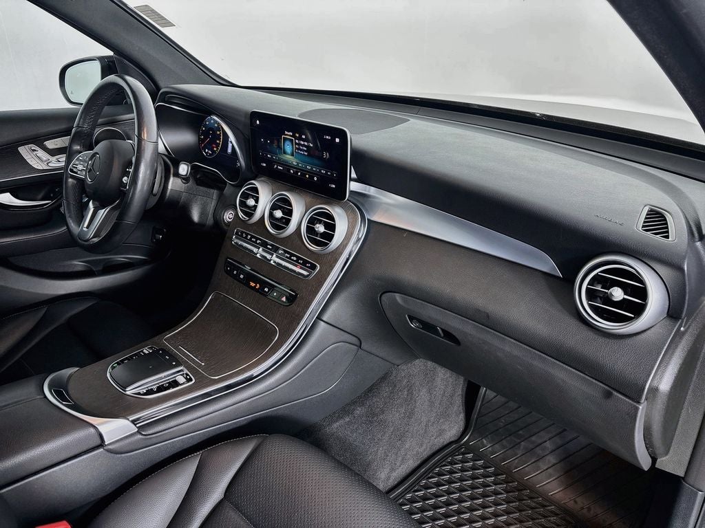 2021 Mercedes-Benz GLC GLC 300