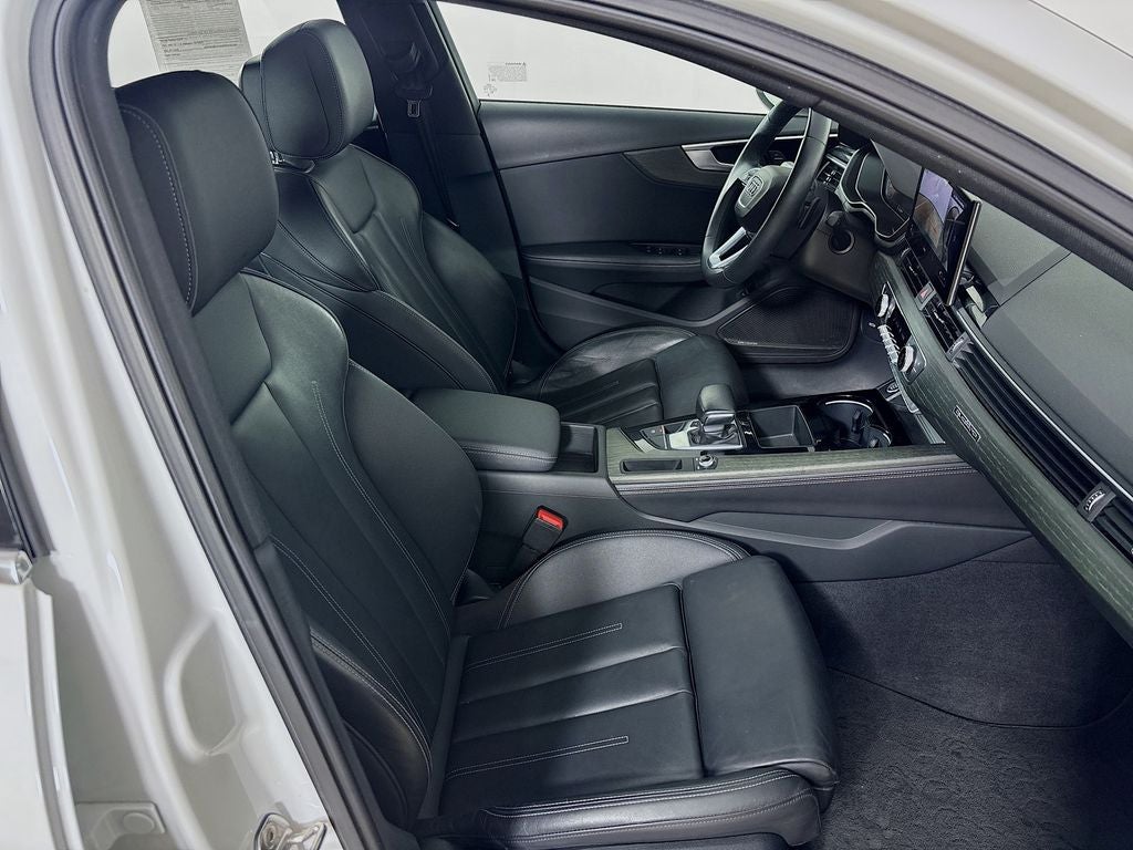 2023 Audi A4 45 S line Premium Plus quattro