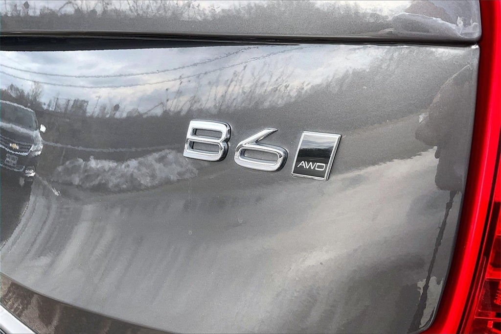 2024 Volvo XC90 B6 Plus Bright Theme