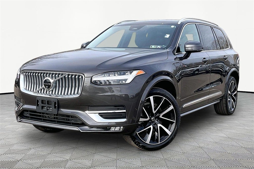 2024 Volvo XC90 B6 Plus Bright Theme