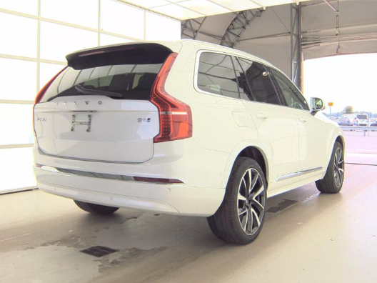 2024 Volvo XC90 B6 Plus Bright Theme