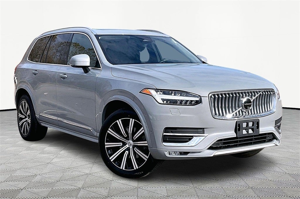 2024 Volvo XC90 B6 Plus Bright Theme
