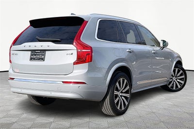 2024 Volvo XC90 B6 Plus Bright Theme