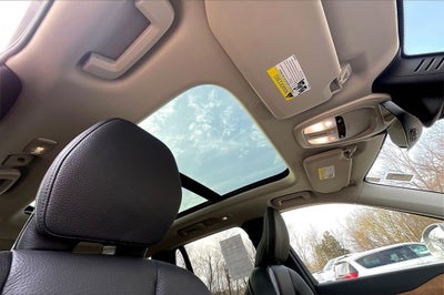 2024 Volvo XC90 B6 Plus Bright Theme