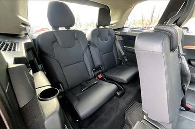 2024 Volvo XC90 B6 Plus Bright Theme