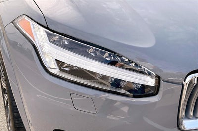 2024 Volvo XC90 B6 Plus Bright Theme