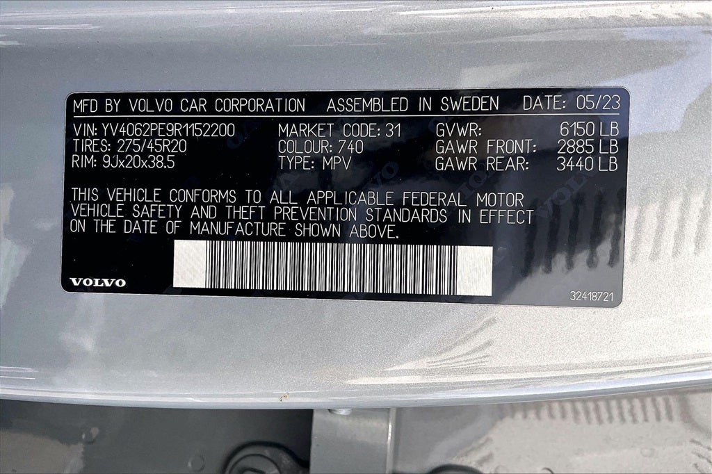 2024 Volvo XC90 B6 Plus Bright Theme