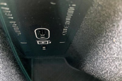 2024 Volvo XC90 B6 Plus Bright Theme