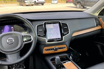 2024 Volvo XC90 B6 Plus Bright Theme