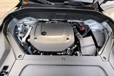 2024 Volvo XC90 B6 Plus Bright Theme