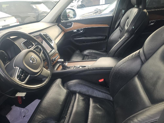 2017 Volvo XC90 T6 Inscription