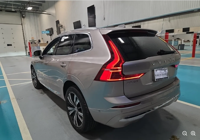 2023 Volvo XC60 B5 Plus Bright Theme