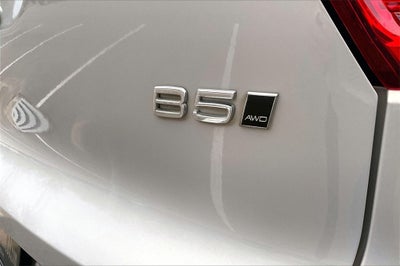 2024 Volvo XC40 B5 Core