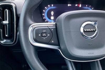 2024 Volvo XC40 B5 Core