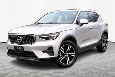 2024 Volvo XC40 B5 Core