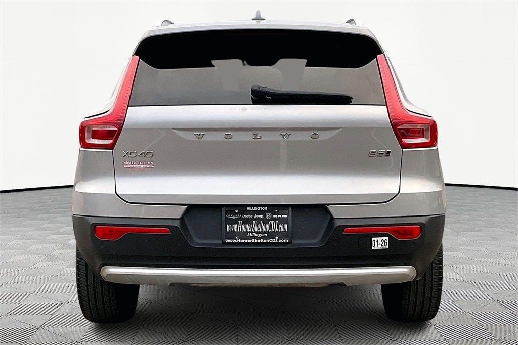 2024 Volvo XC40 B5 Core