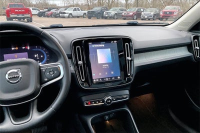 2024 Volvo XC40 B5 Core